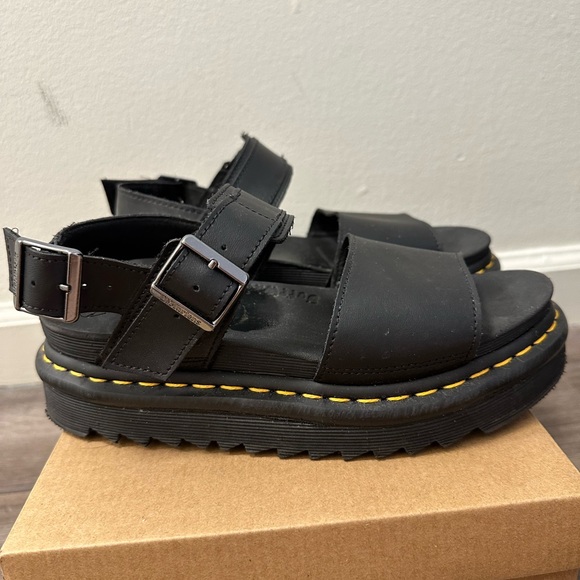 Dr. Martens Voss Women’s Leather Strap Sandals - Picture 5 of 8
